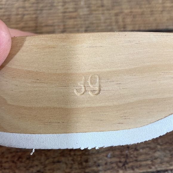 Hanna Andersson Blue Laser Cutout Slides Wood Sandals Womens 39 Slip On - Picture 14 of 16